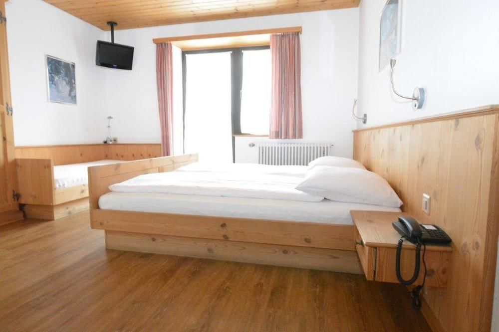 Hotel Terminus Samedan Eksteriør billede